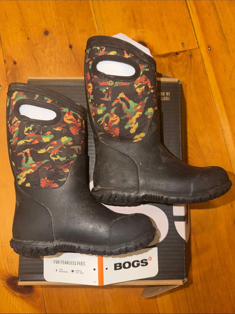 Bogs Kids Black Rain Winter Boots Green Orange Camo Dinos 12 kids